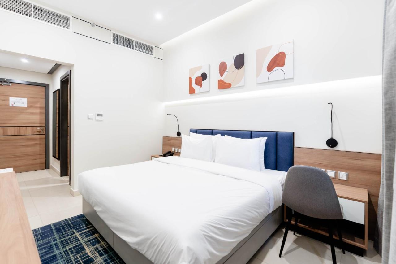 Resivation Hotel Dubai Exterior foto