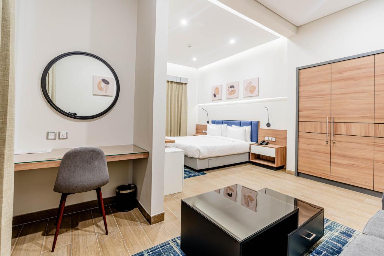 Resivation Hotel Dubai Exterior foto