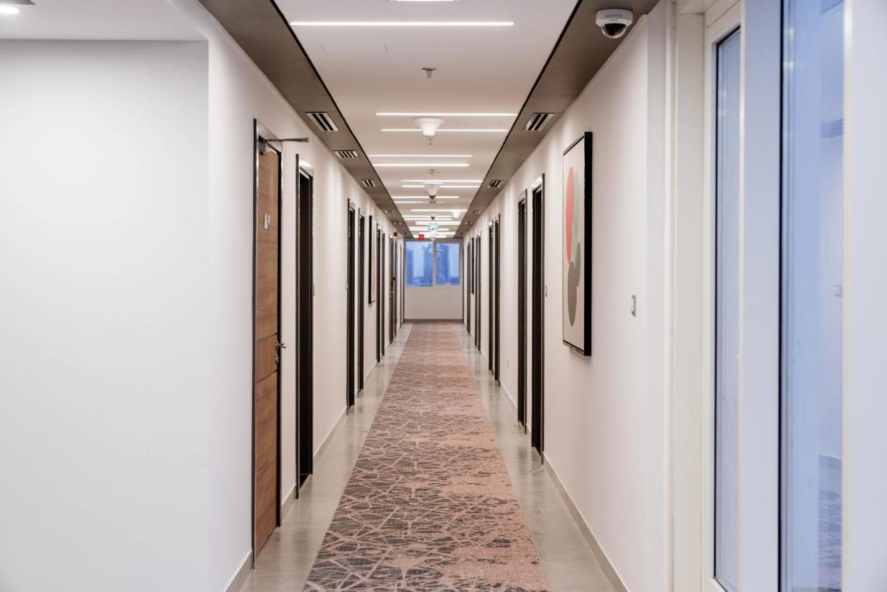 Resivation Hotel Dubai Exterior foto