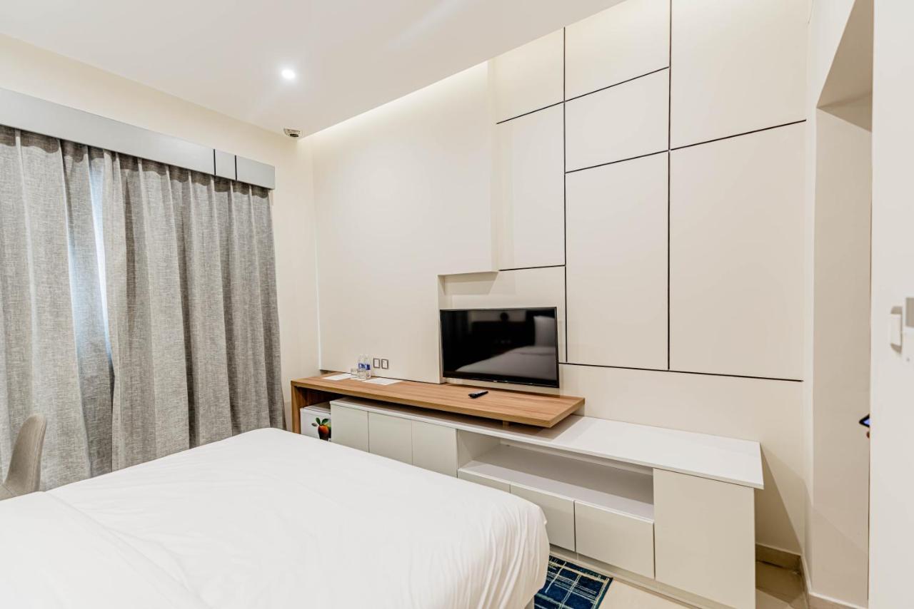 Resivation Hotel Dubai Exterior foto